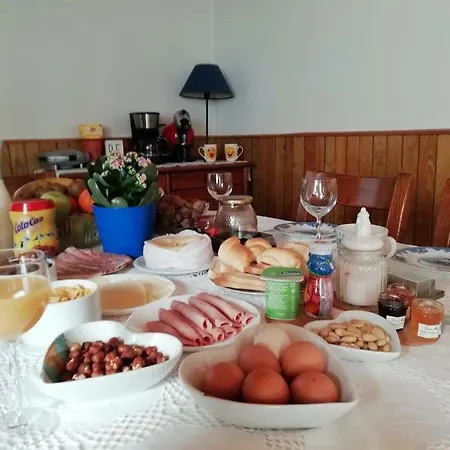 Δωμάτια σε οικογενειακή κατοικία Mini Farm - Βίλα Νόβα ντε Γκάια
